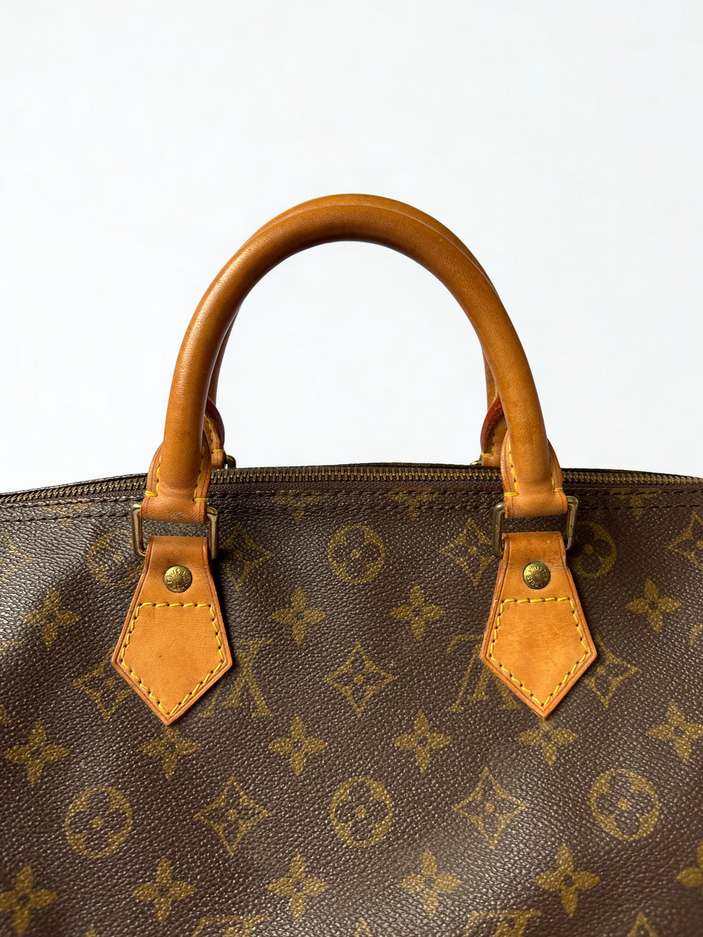Vintage Pre-loved Louis Vuitton Monogram Speedy 30 vachetta handles