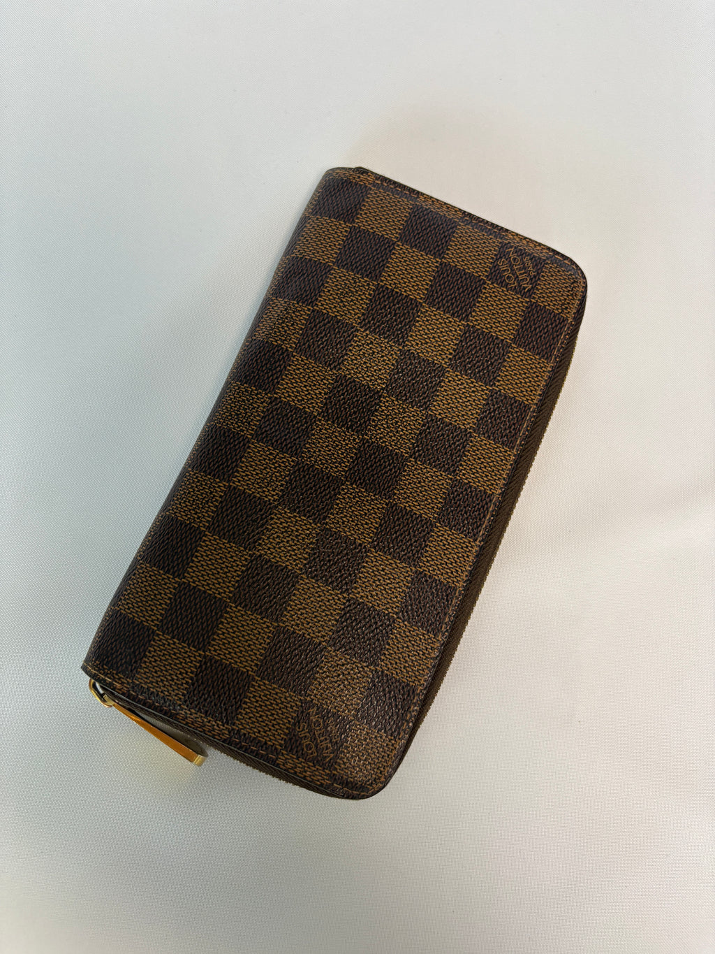 Louis Vuitton Zippy Wallet