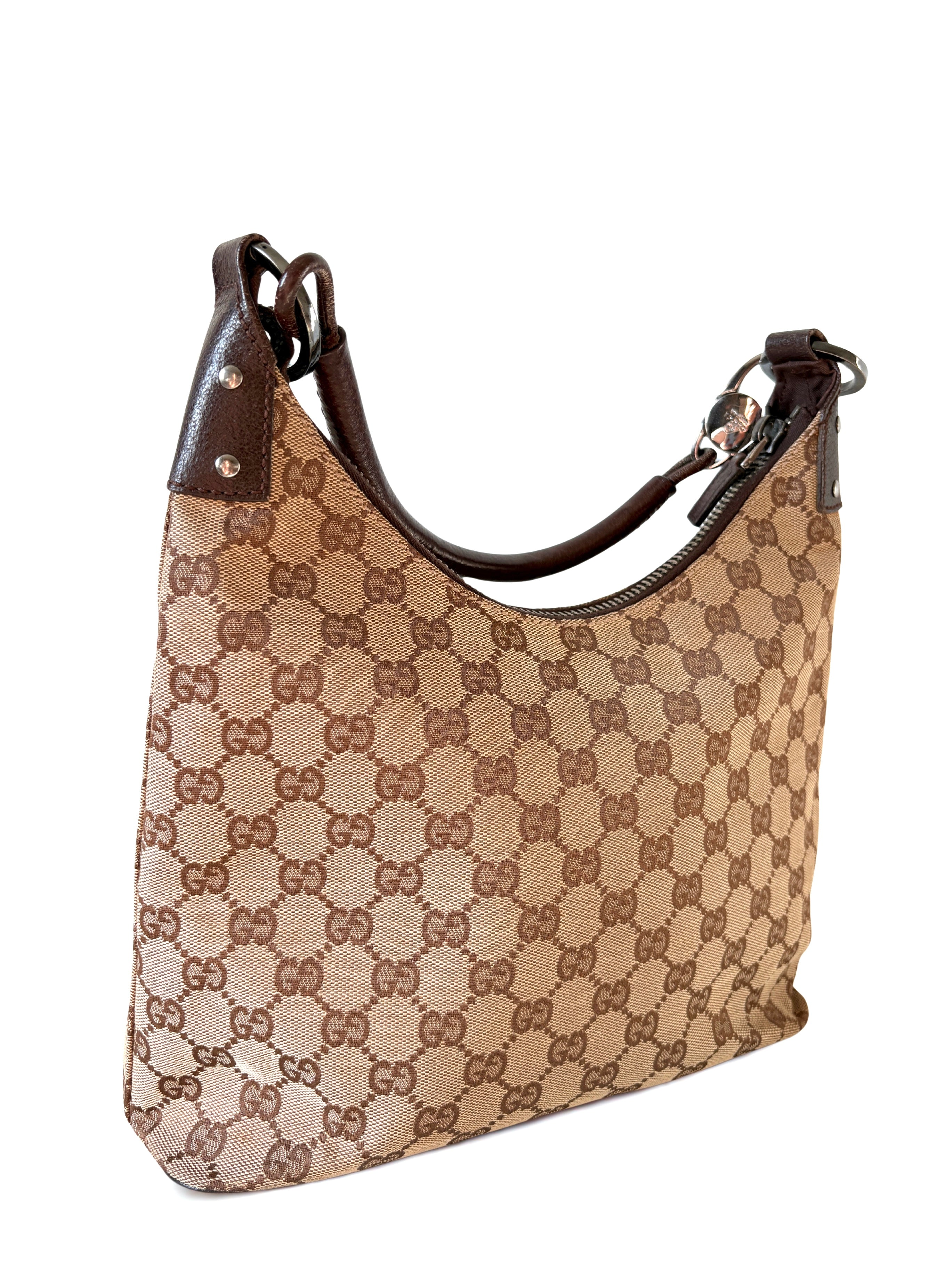 Gucci GG Monogram Canvas Lock Hobo, zijkant, schoon canvas 