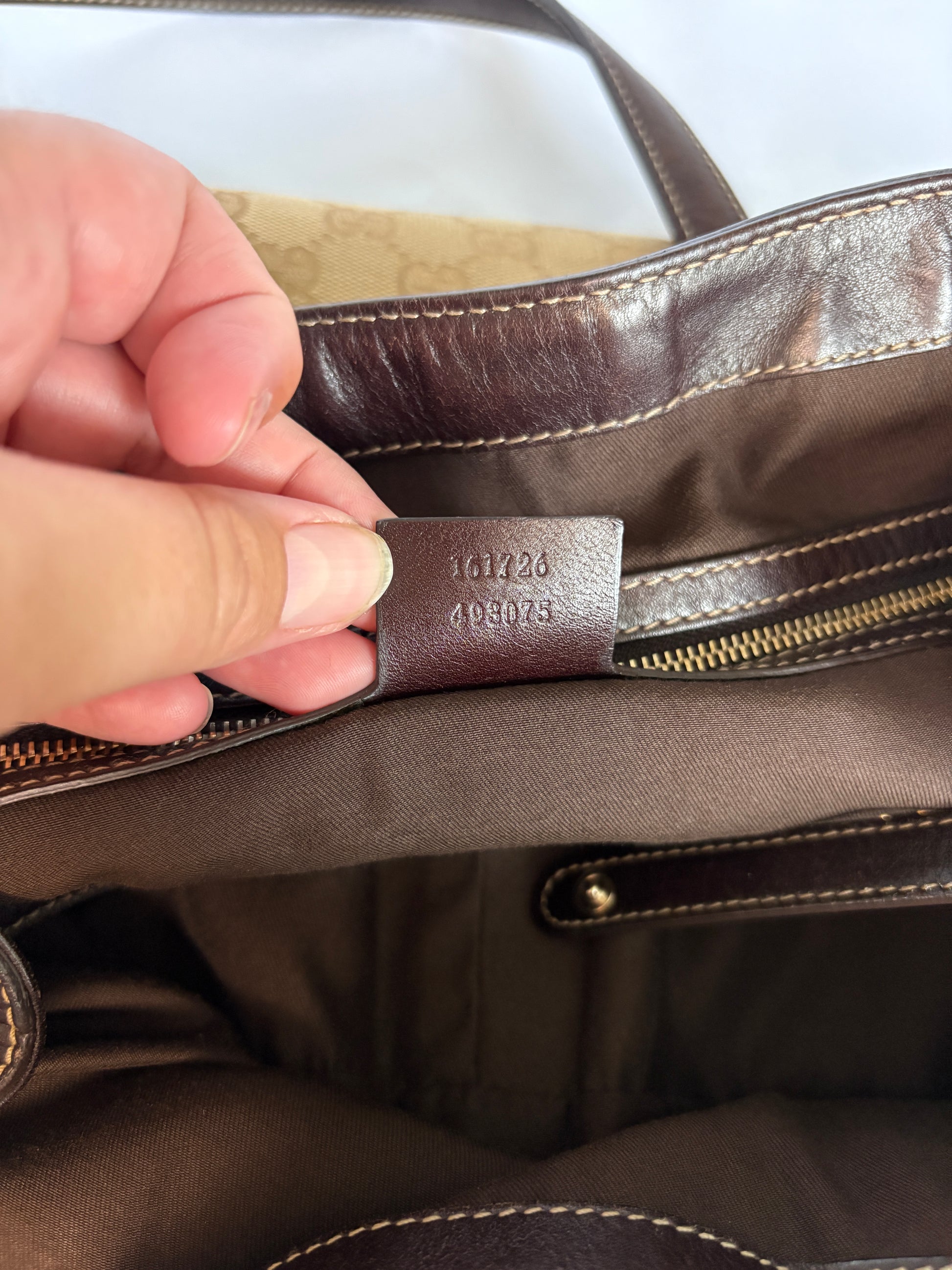 Gucci GG Monogram Sukey