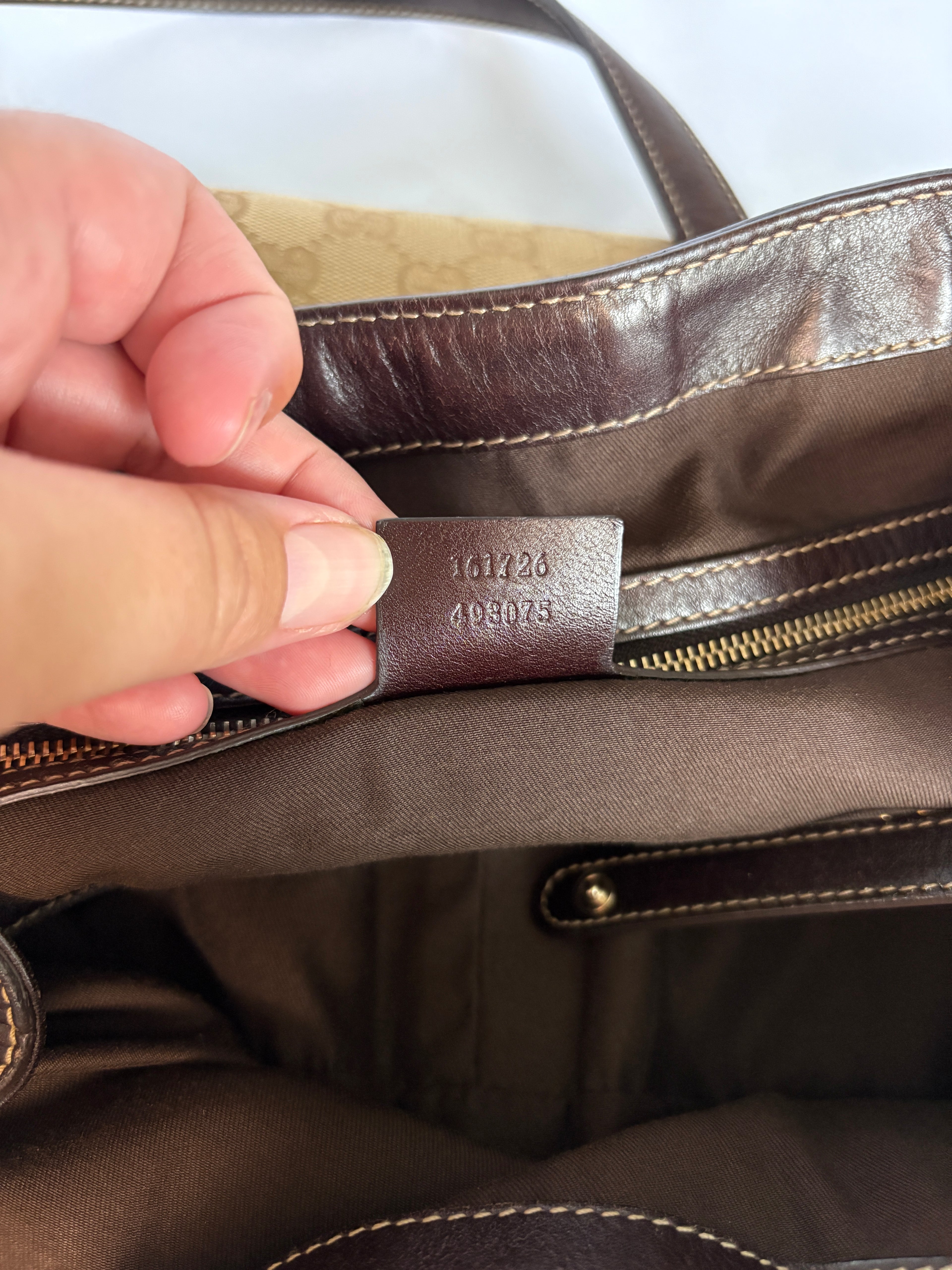 Gucci GG Monogram Sukey