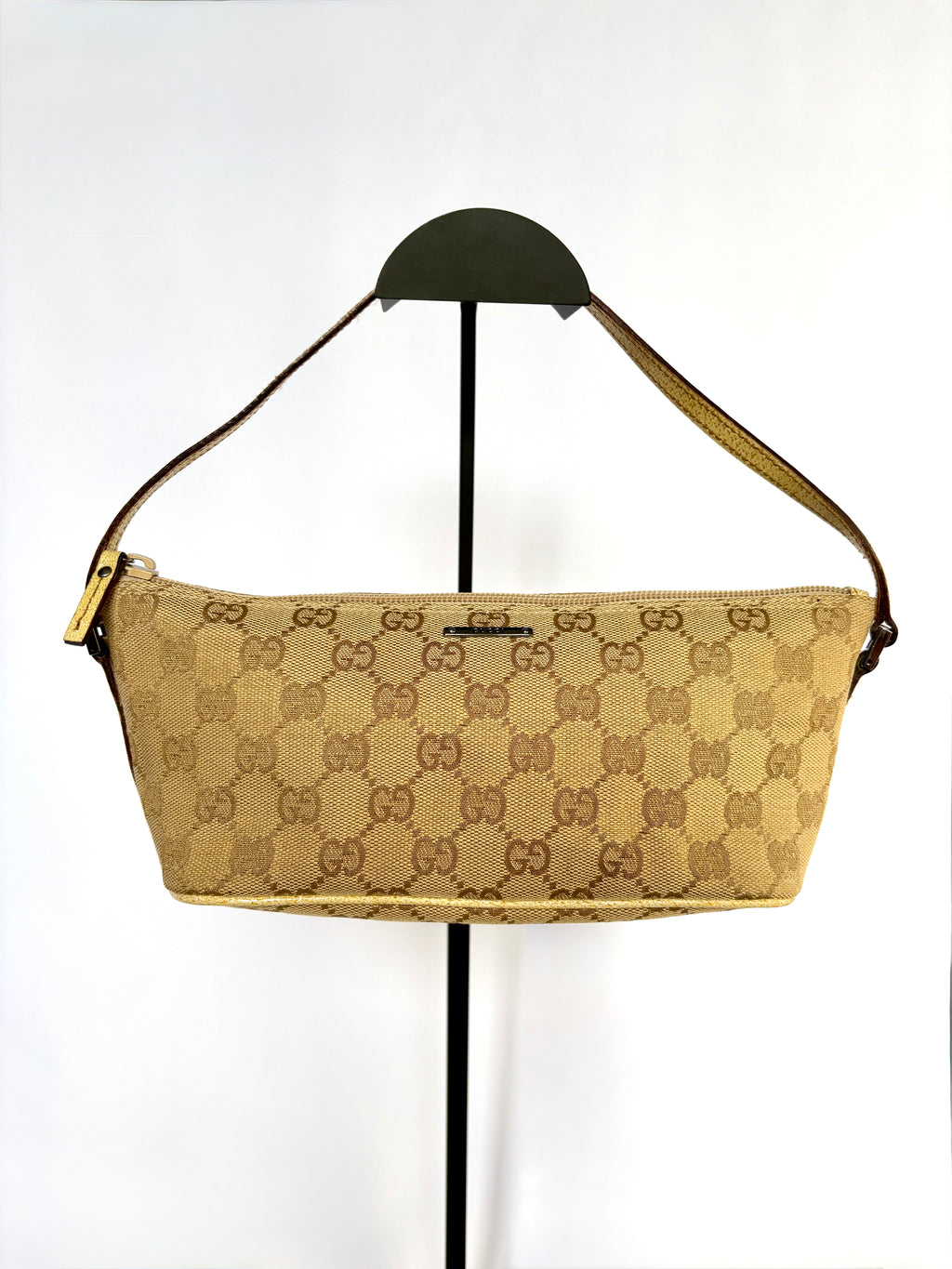 Gucci Pochette Boat Bag beige GG canvas vintage