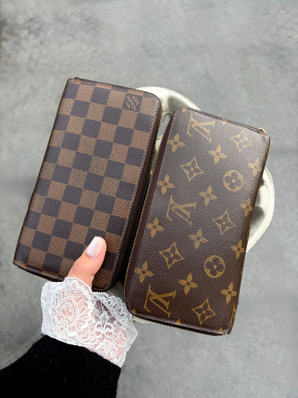 Louis Vuitton Damier Ebene Zippy Wallet